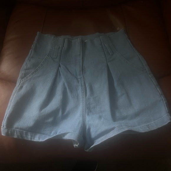 Light blue jean short - Picture 6 of 10
